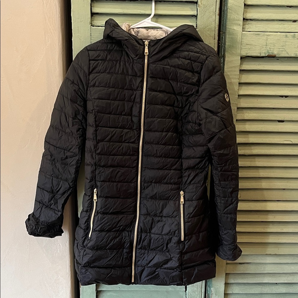 T Tahari Black Puffer Jacket with ruffle cuffs size M